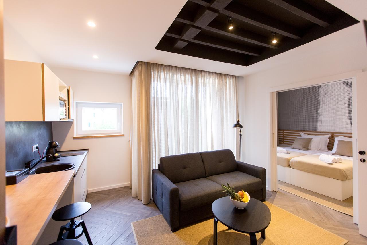 Domus Romana Lux Bed & Breakfast Zadar Ngoại thất bức ảnh